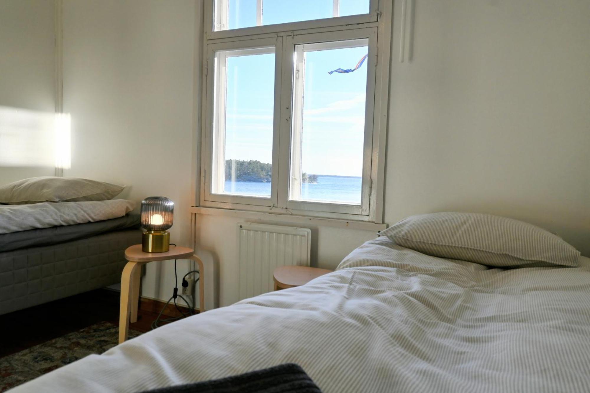 Strandhugget Bnb Sottunga Bagian luar foto